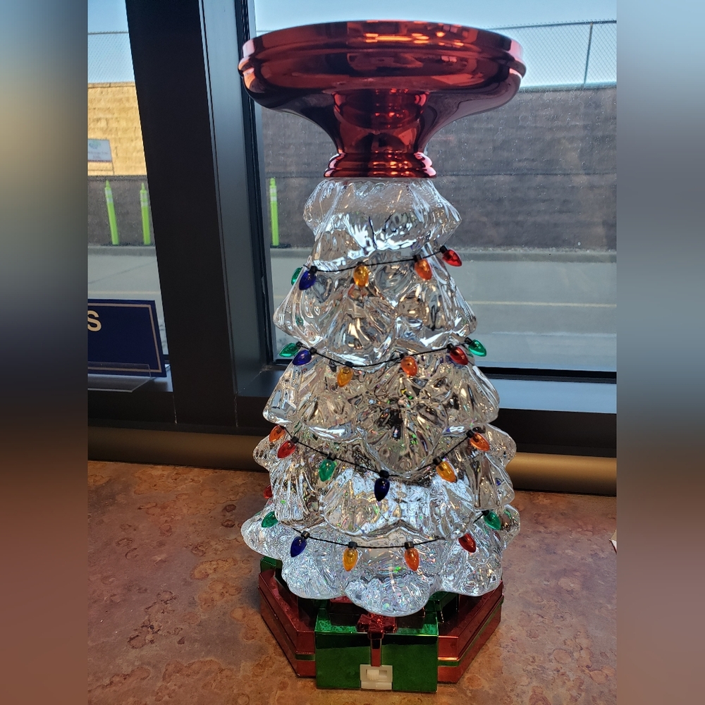 Bath and Body Works Christmas Tree 3 wick candle holder